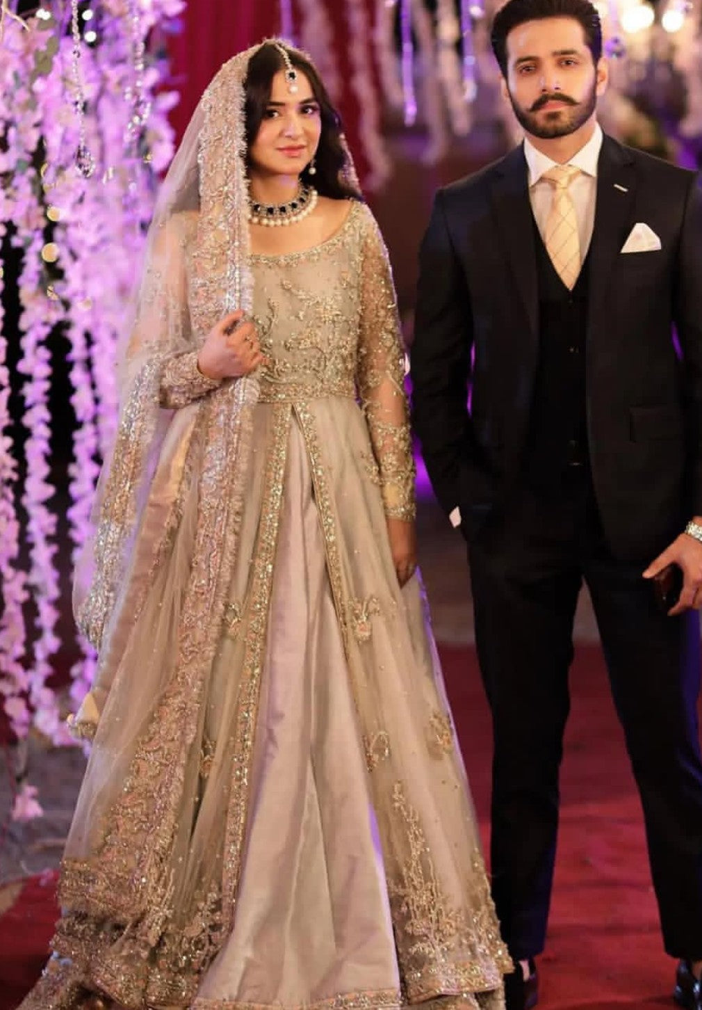 Elegant Light Grey Maxi Gown – The Perfect Bridal Choice