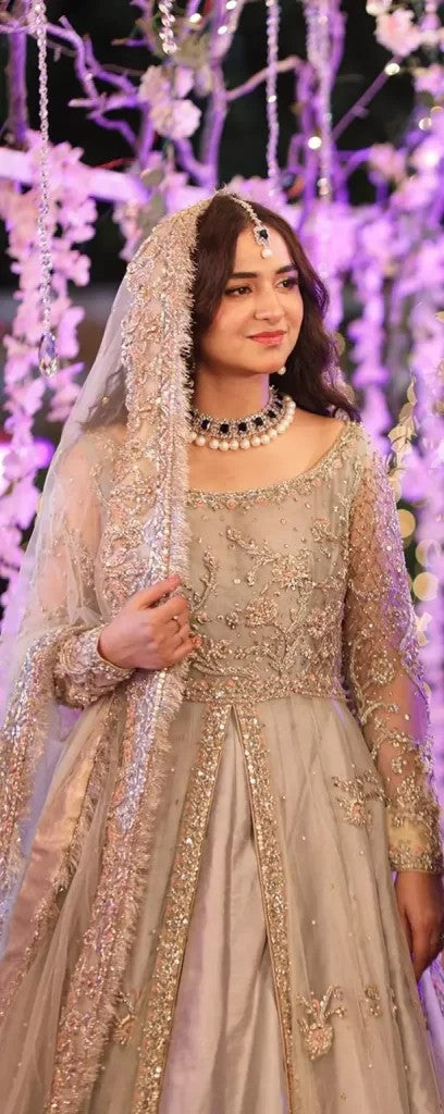 Elegant Light Grey  Maxi Gown – The Perfect Bridal Choice